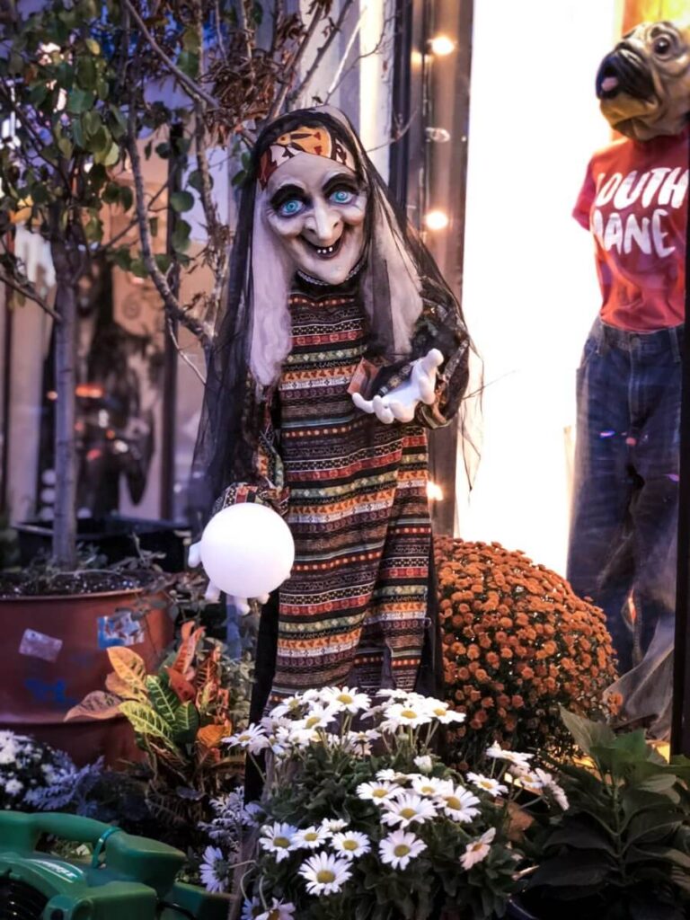 halloween scarecrow