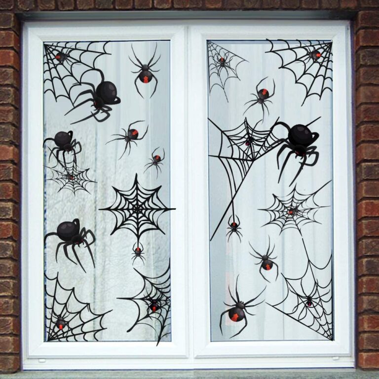 How to Decorate Your Home Window in This Halloween