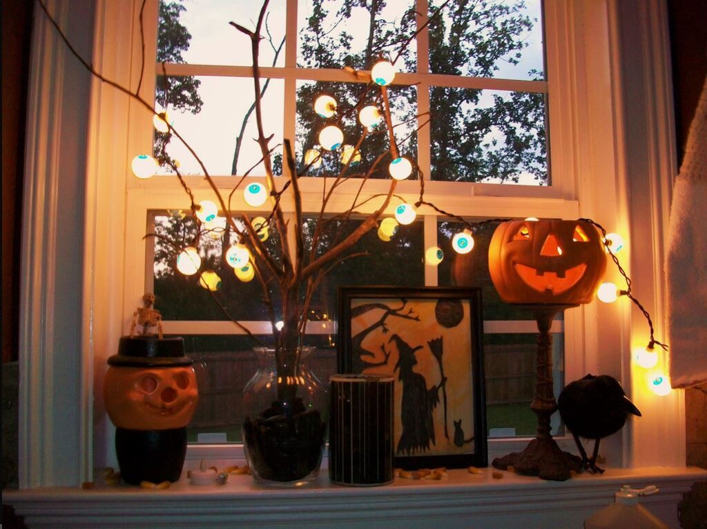 Halloween window decoration