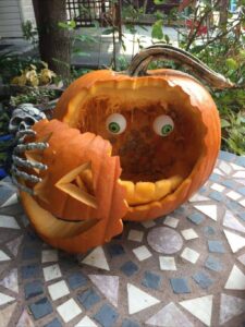 How to Carve Pumpkin for Halloween Decoration