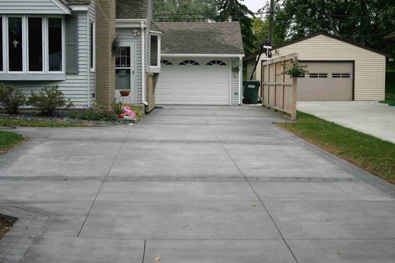 a-homeowner-s-guide-to-the-average-cost-of-a-concrete-driveway