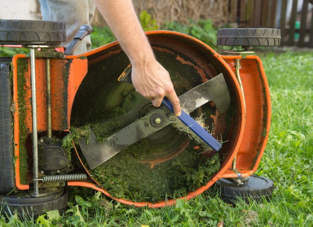 how-to-sharpen-lawn-mower-blades