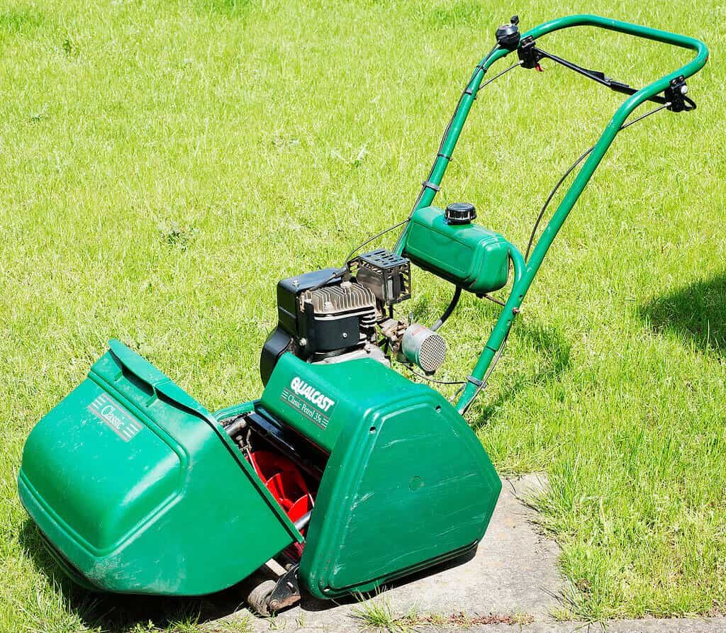 sharpen lawn mover blade