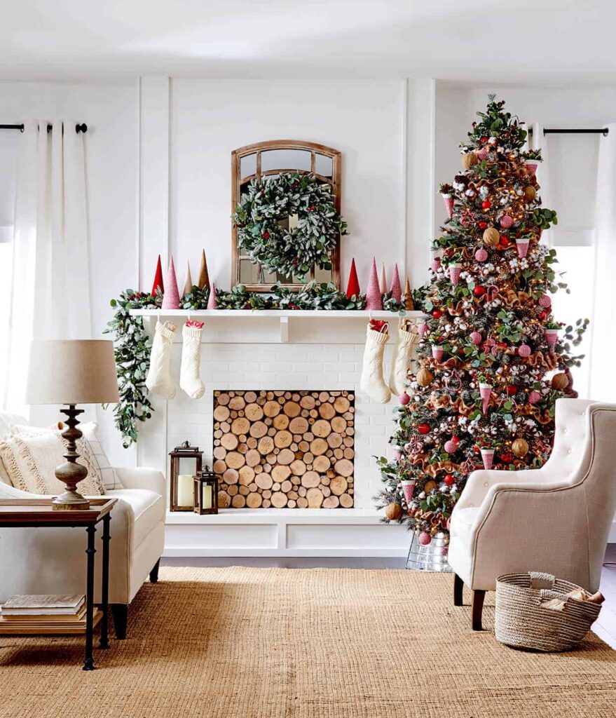 7 Best Christmas Tree Ideas for the Living Room