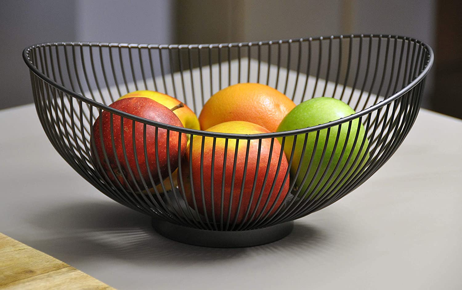 Designer Fruit Bowl Design That You Can Arrange in Your Table