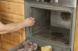 clean oven glass