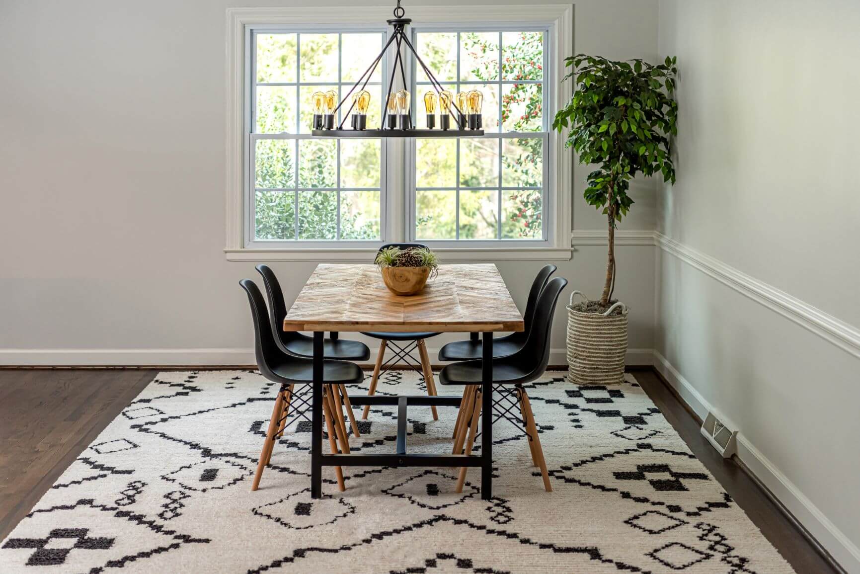 dining room table without rug