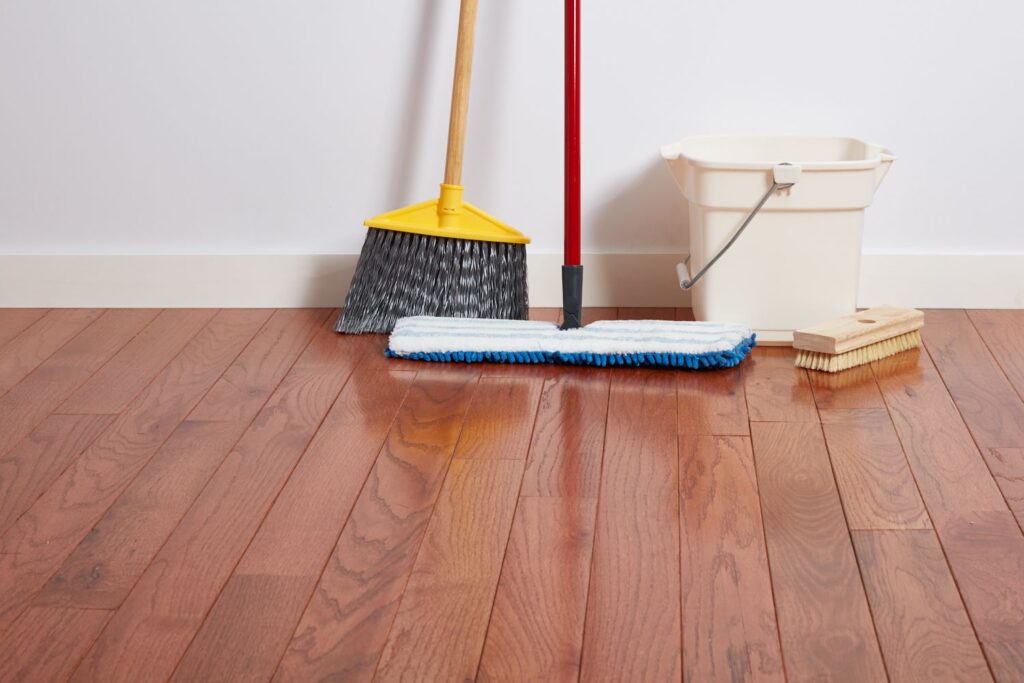 How To Make Vinyl Plank Floors Shine, What Is The Best Thing To Clean Vinyl Floors