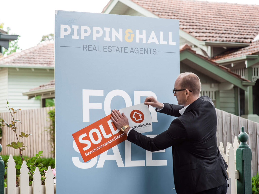 Buy a House Using Property Agents