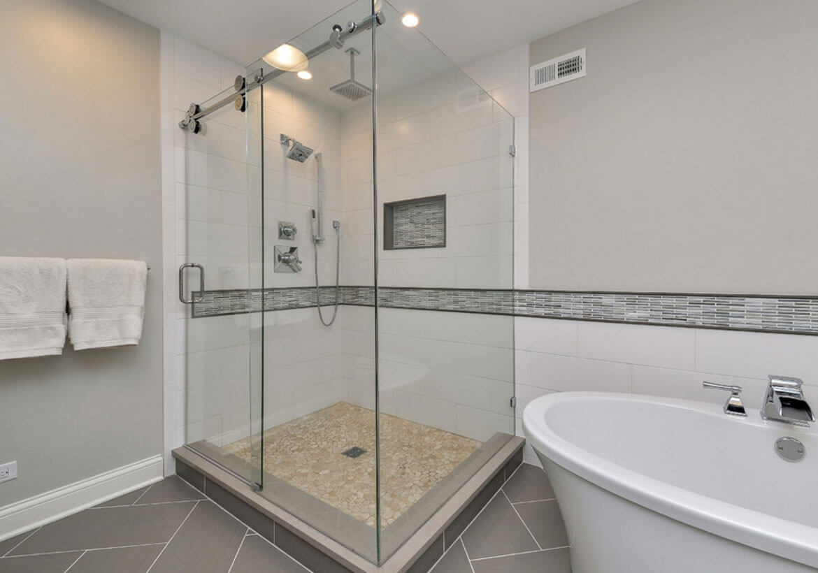 How To Customize Your Glass Shower Door: Here Are The Ways