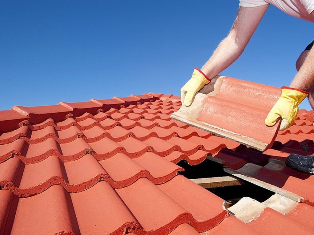 How to Help a Roof Last Longer 