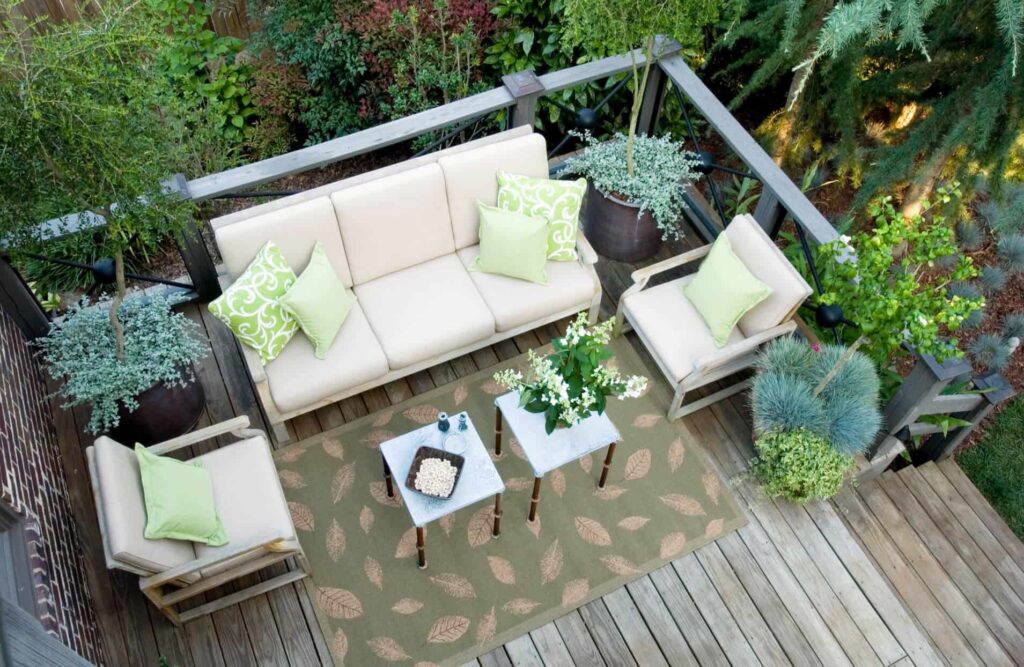 Choosing Outdoor Furniture 