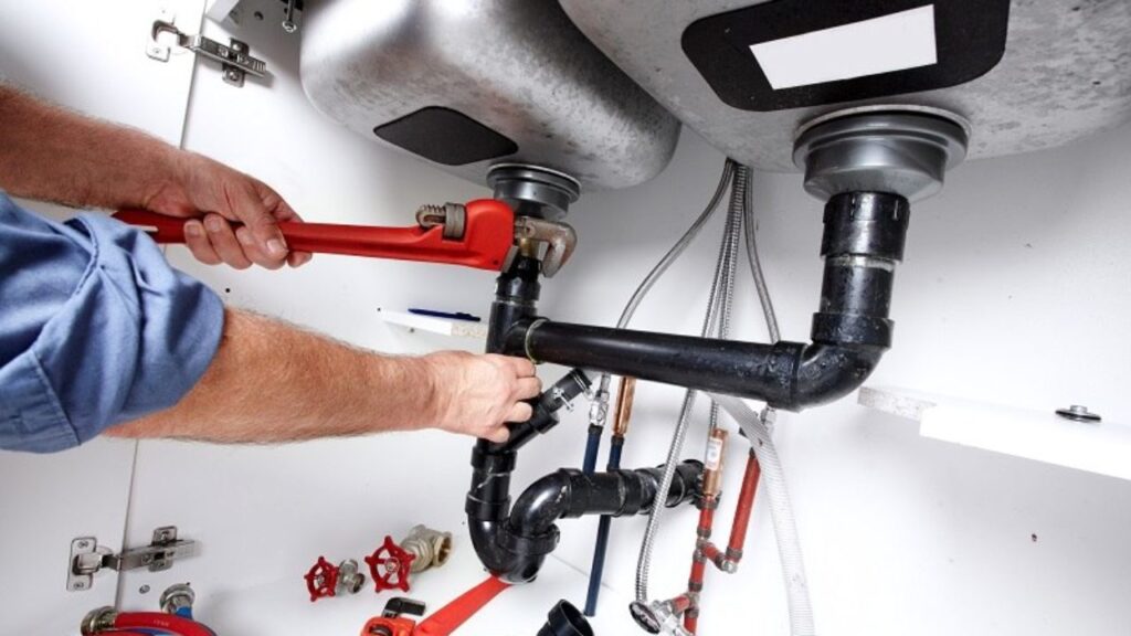 Plumbing Tips for Cold Winters in Toronto 