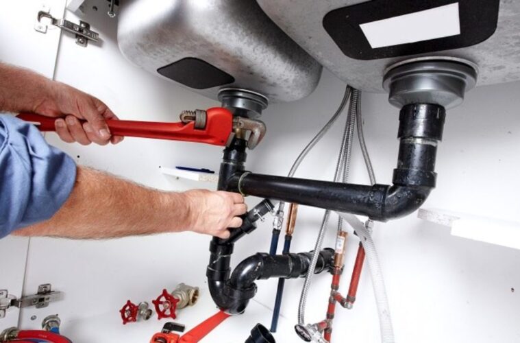 Plumbing Tips for Cold Winters in Toronto