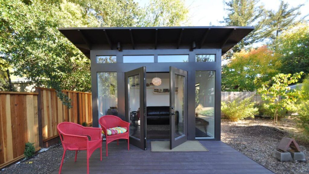 Transform Your Backyard Into Home Office 