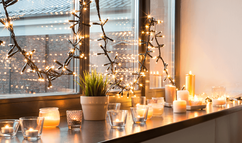 Bring the Christmas Spirit into Your Home with Light Decoration 