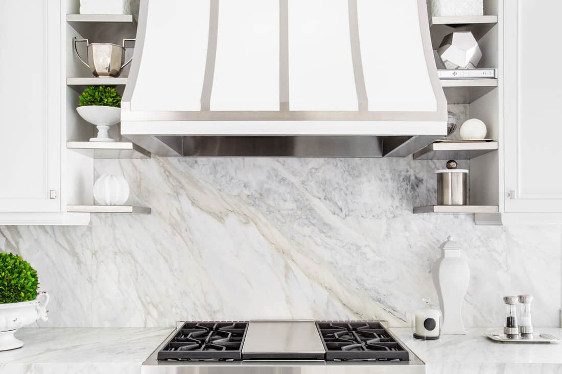 Quick Ways To Clean Stubborn Kitchen Backsplash Tiles!