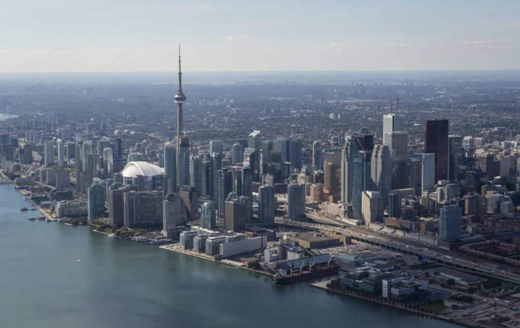 Things to Know When Moving to Toronto 