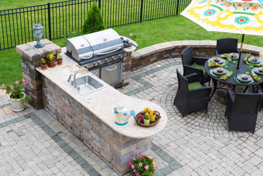 Build the Ultimate Backyard Kitchen 