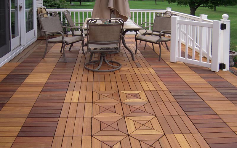 porch tile design idea 