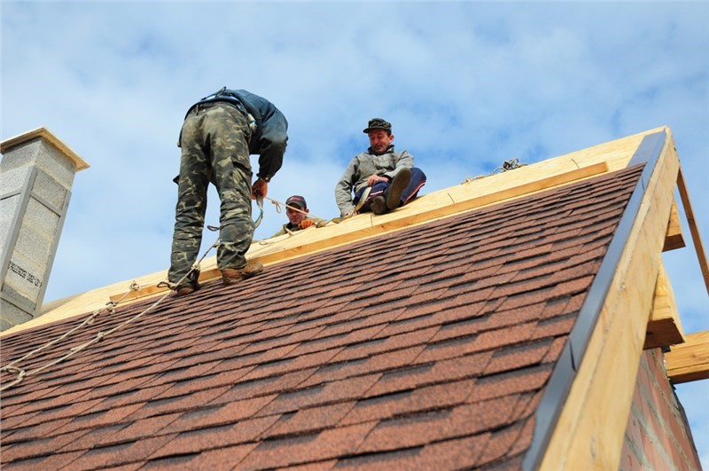 Choosing A Roofing Contractor 