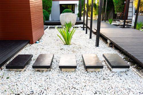 Decorate Your Garden With Stones