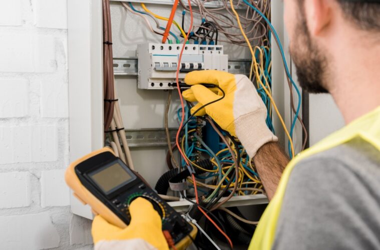 How Will You Know Serious Electrical Problem in Home