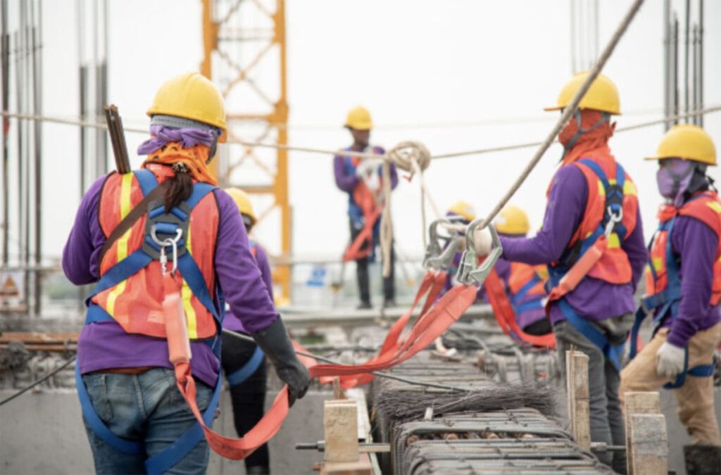 reduce labor costs in construction 