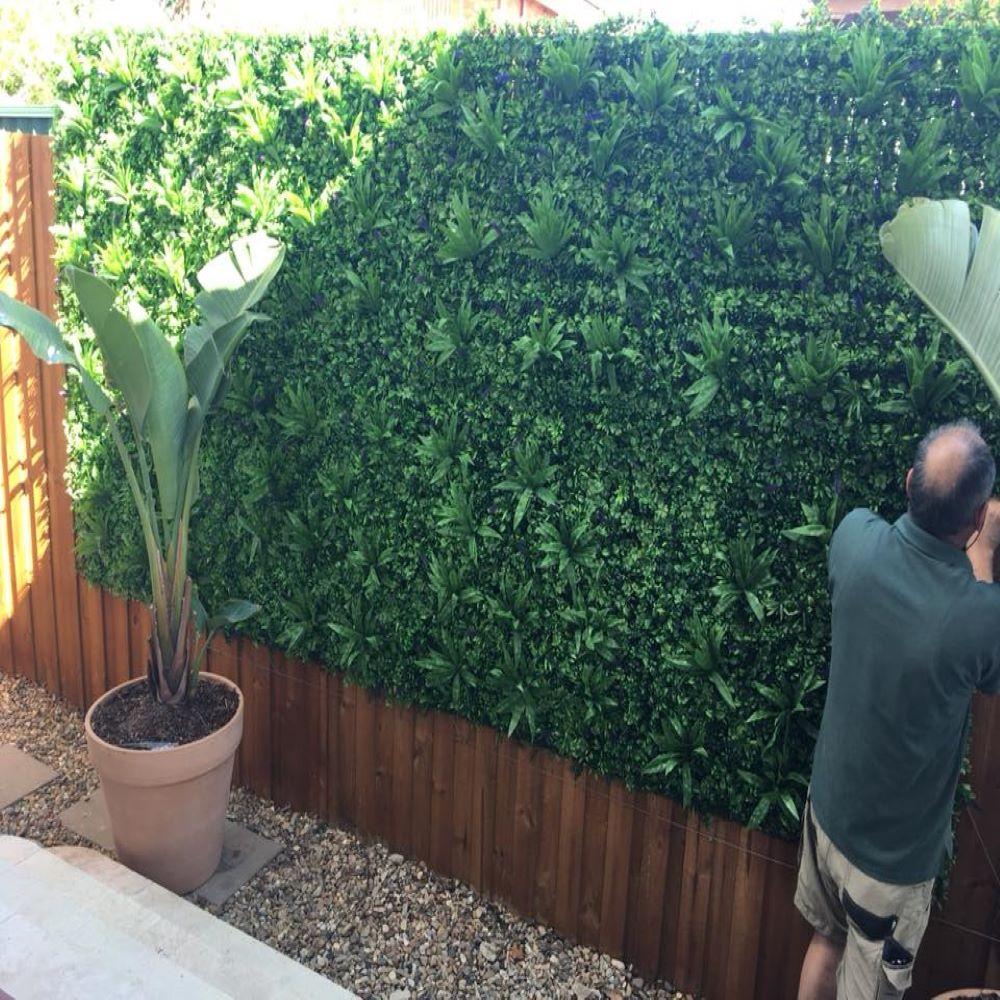 Artificial Living Wall And Hedge Installation 