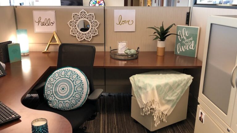 Innovative Cubicle Decor Ideas: Uplift Your Workspace!