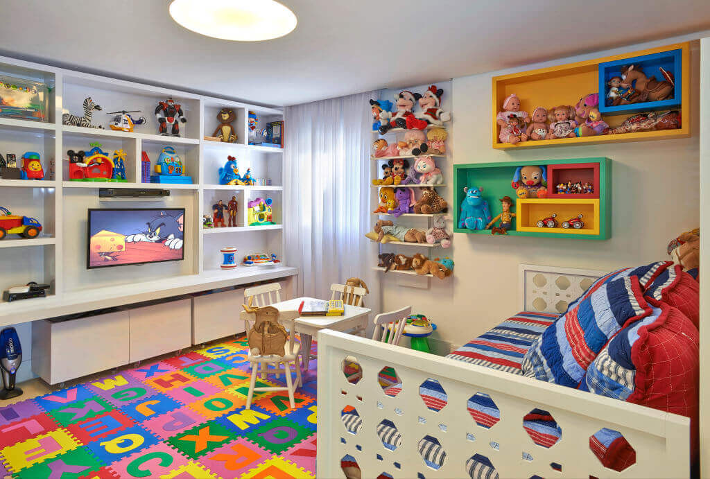 kid's bedroom 