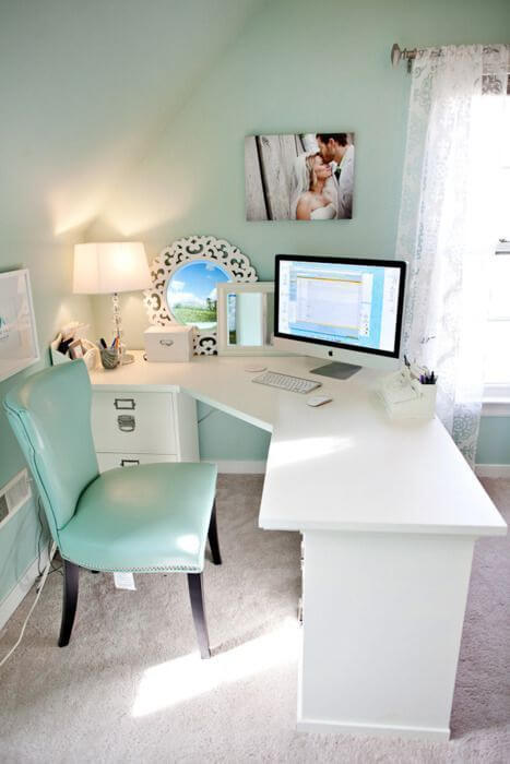 Minimalistic Female Corner Small Home Office Idea