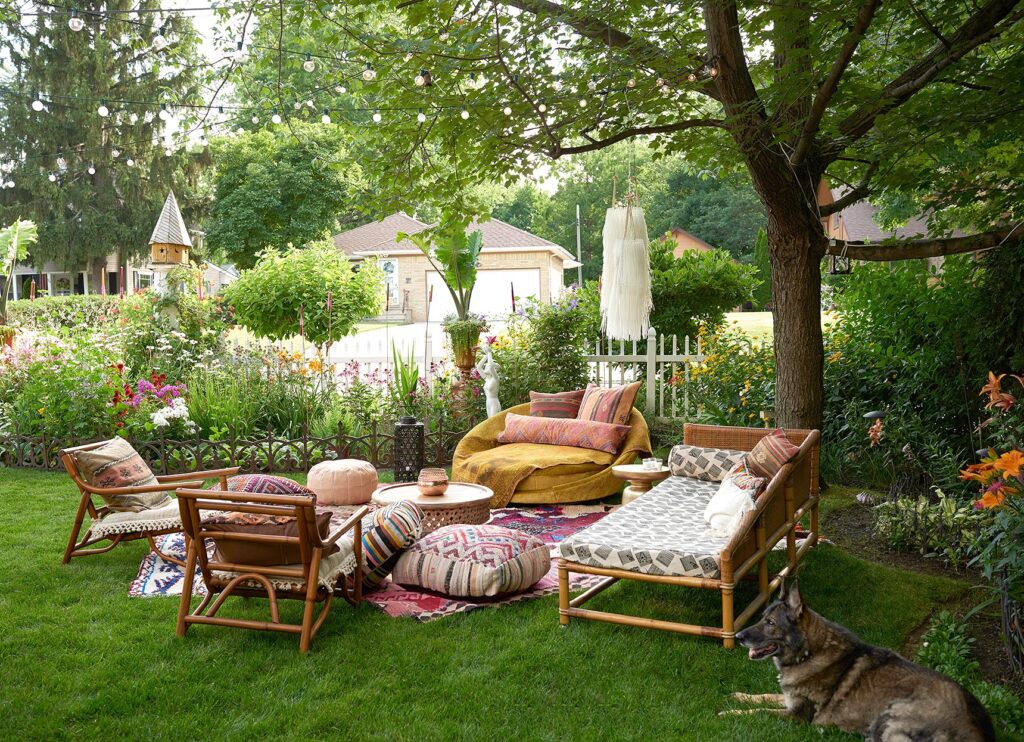 Boho Outdoor Decor Ideas: The Perfect Place to Relax!