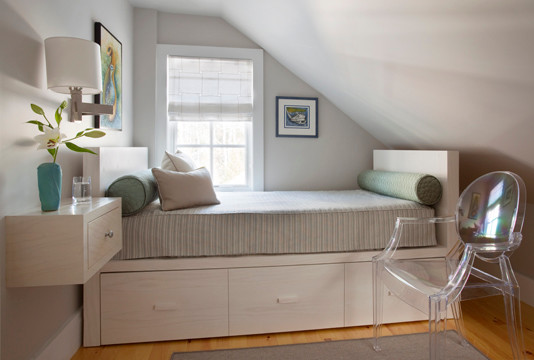 Make the Most of a Small Bedroom 