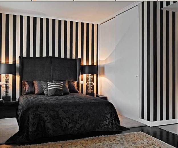 Dazzle your Room Space with Vertical Stripes 