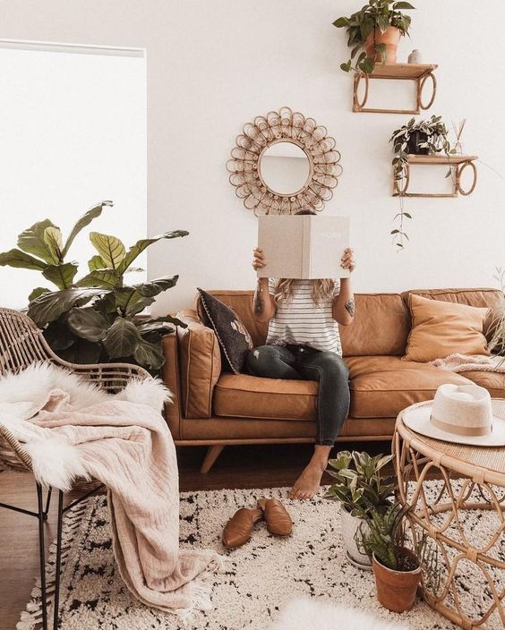 7 Decorative Items to Complete Your Home Decor