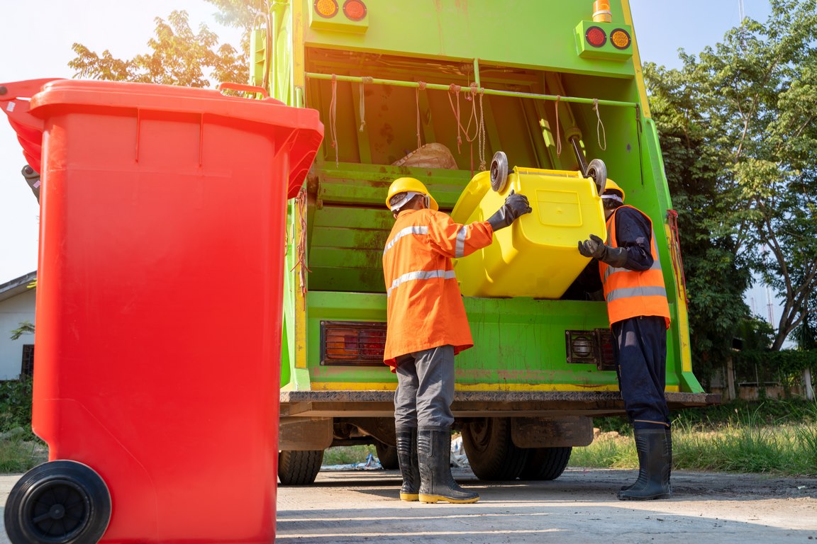 Can Businesses Use Junk Removal Services?