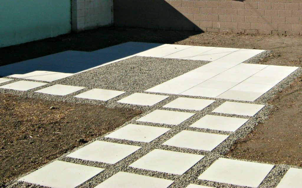 Installing Concrete Pavers