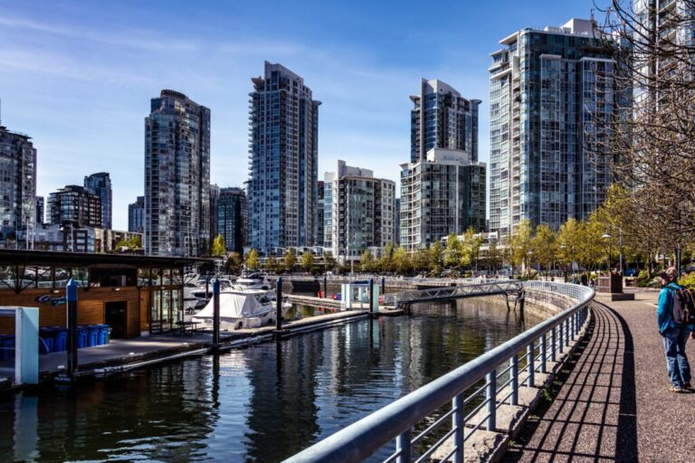 Reasons To Consider Living In Vancouver