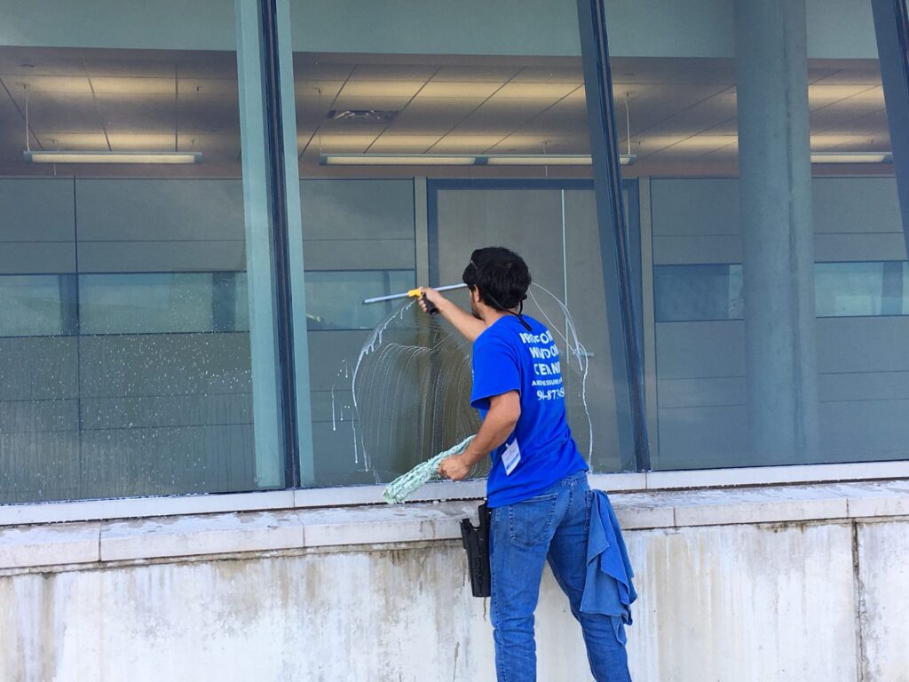 Orange County Window Cleaner 