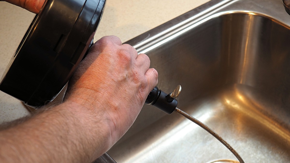 narrow snake for unclogging kitchen sink