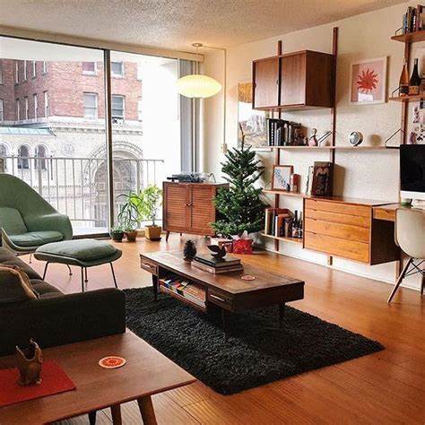 Mid-Century Modern Furniture 