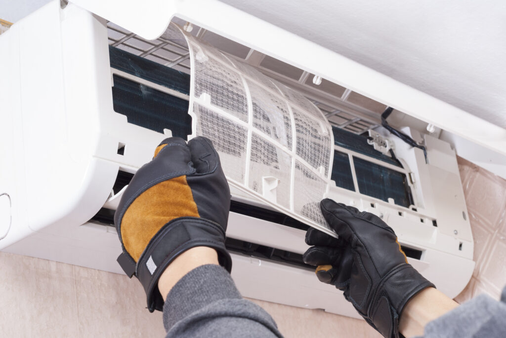 Maintaining for an Air Conditioner 