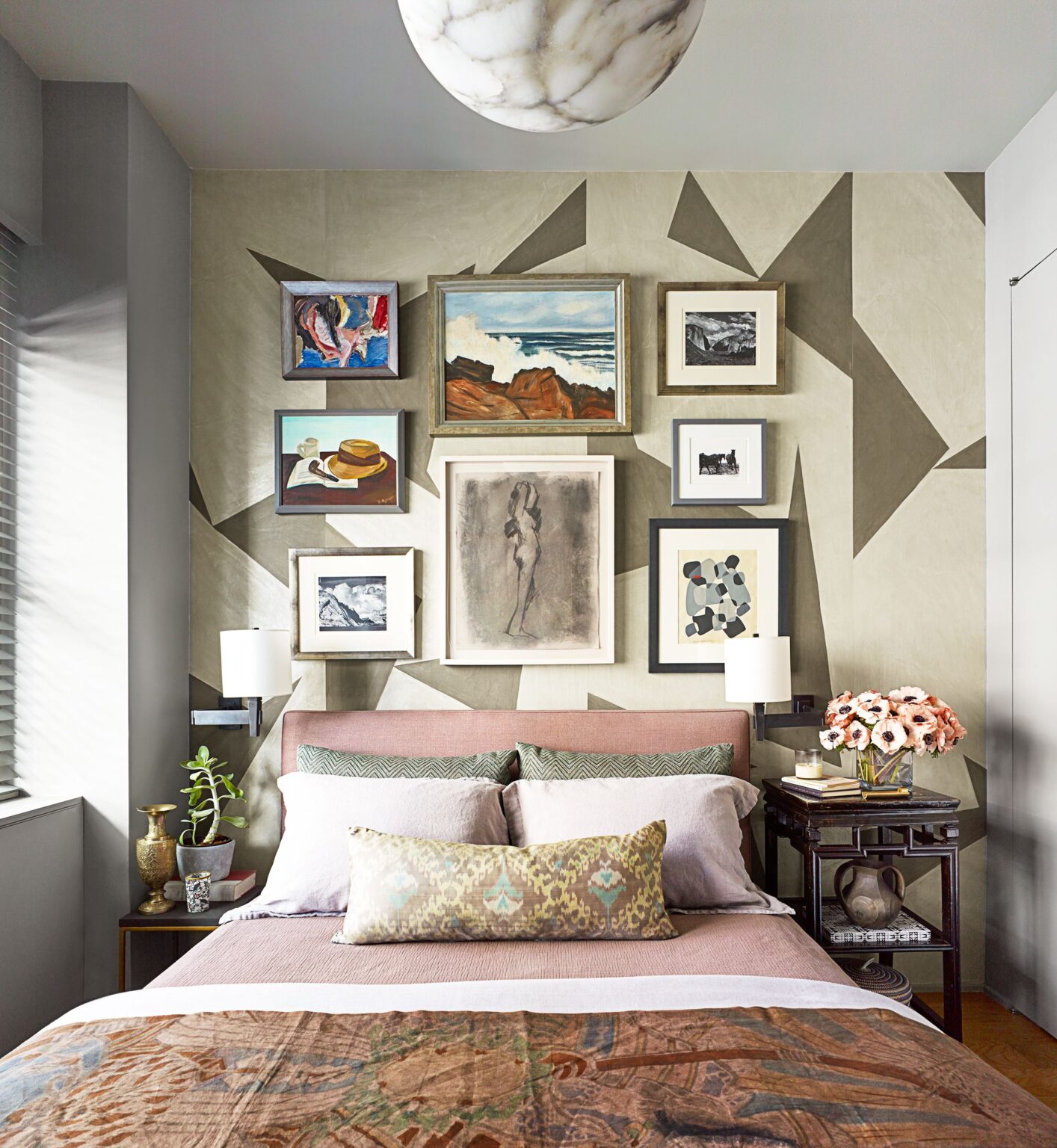 6 Different Ways to Design a Bedroom