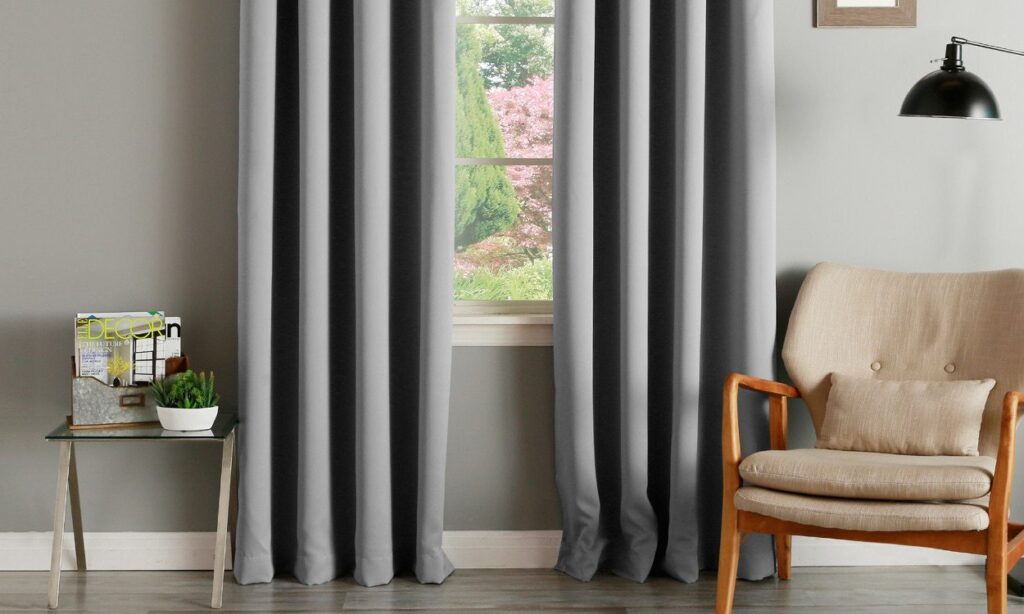 curtain 