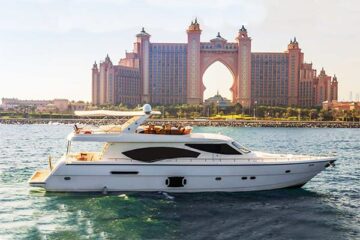 rent a yacht for a day dubai