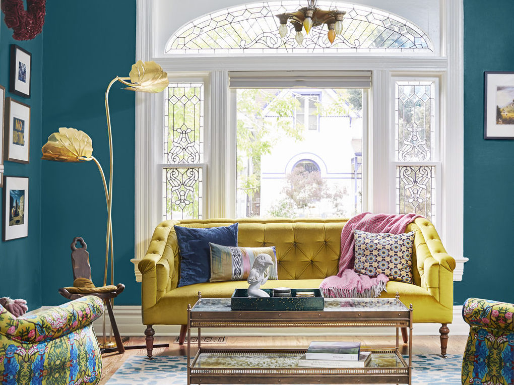 Incorporate Bold Colors Into Your Interior Design 