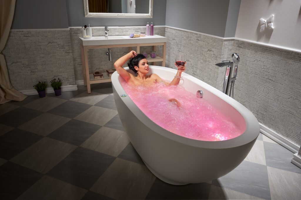Large Bathtub for Relaxation 