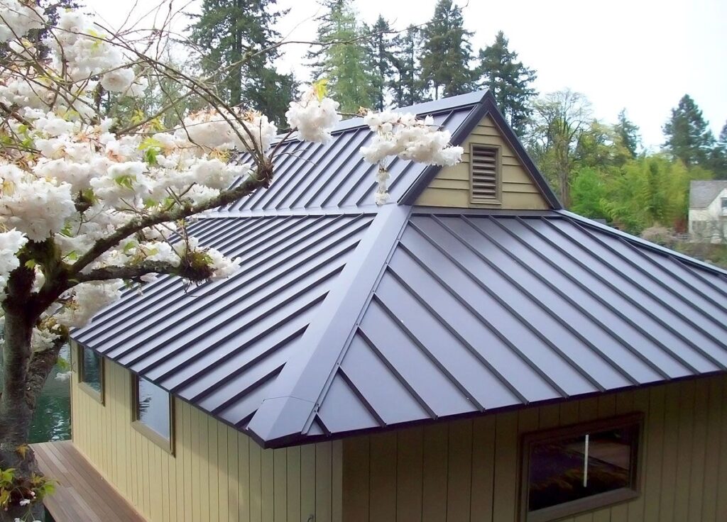 Installing Different Types of Roofs 