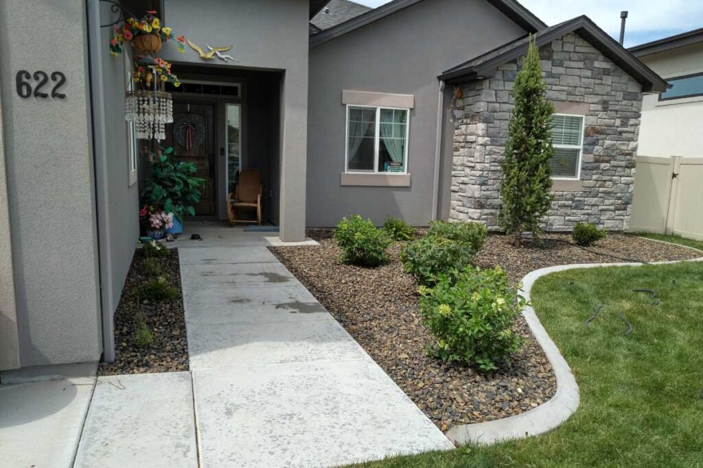 Low-Maintenance Landscape Design 